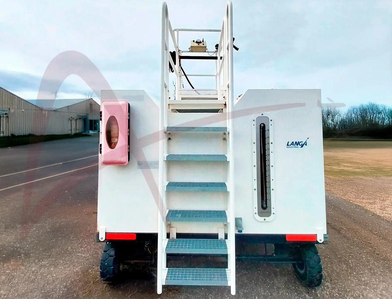 LANGA 1085 - Avisingsmaskin for fly: bilde 1 LANGA 1085 - Avisingsmaskin for fly: bilde 1