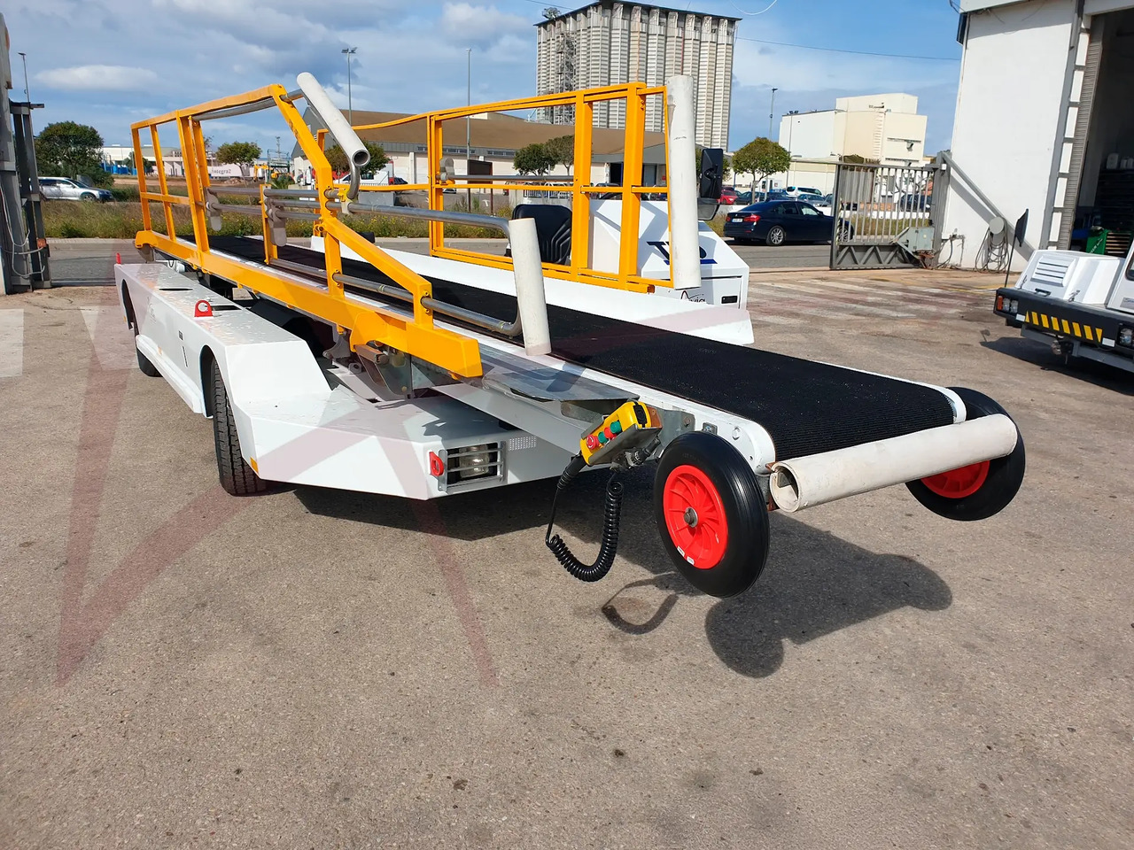 TLD NBL-E - Transportbånd til fly: bilde 2 TLD NBL-E - Transportbånd til fly: bilde 2