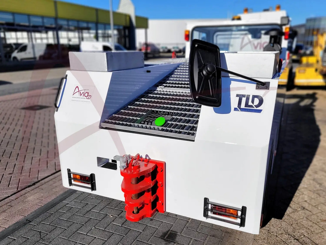 TLD TMX-100 - Pushbacktraktor: bilde 5 TLD TMX-100 - Pushbacktraktor: bilde 5