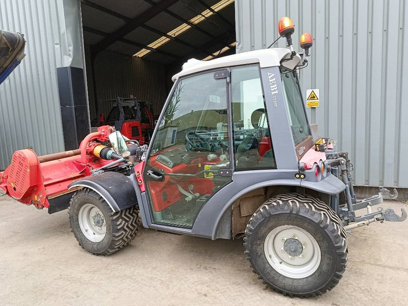 Aebi tt280 TT280 maaier mower airco werktuigdrager CE - Landbrukstilhenger: bilde 3 Aebi tt280 TT280 maaier mower airco werktuigdrager CE - Landbrukstilhenger: bilde 3