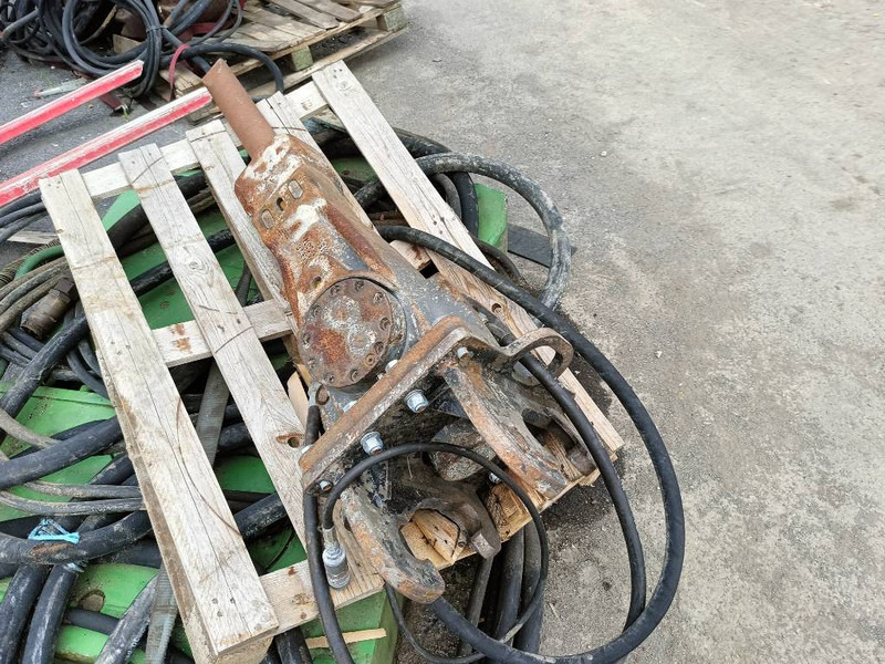Atlas-Copco HS35U 248 kg hamer breker brokk husqvarna 8 cm - Hydraulisk hammer for Bygg og anlegg: bilde 2 Atlas-Copco HS35U 248 kg hamer breker brokk husqvarna 8 cm - Hydraulisk hammer for Bygg og anlegg: bilde 2