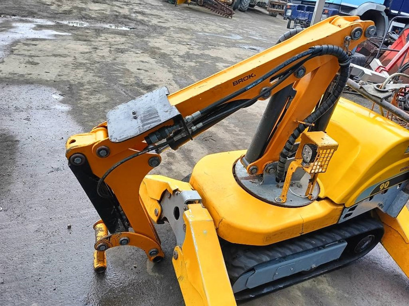 Beltegraver Brokk 90 husqvarna robot remote excavator digger: bilde 17 Beltegraver Brokk 90 husqvarna robot remote excavator digger: bilde 17