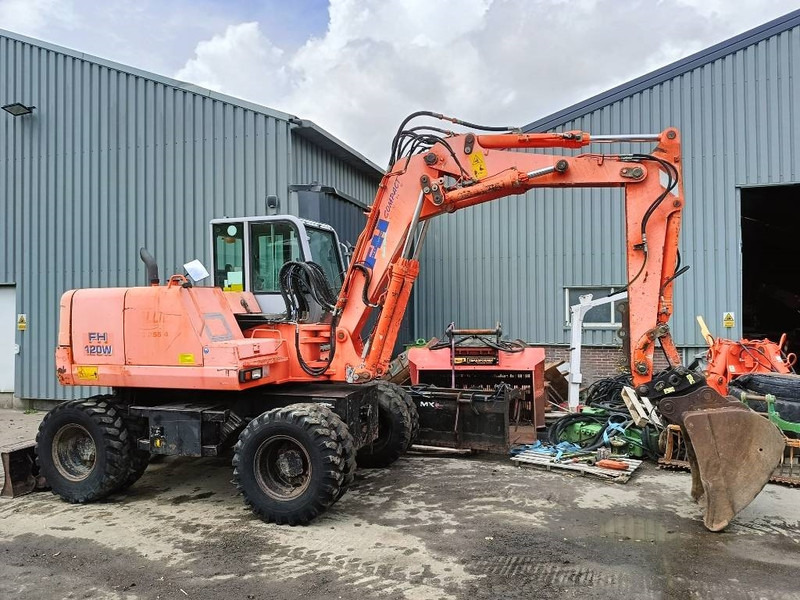 FIAT-HITACHI FH120W bandenkraan Wheel Excavator graafmachine - Hjulgraver: bilde 1 FIAT-HITACHI FH120W bandenkraan Wheel Excavator graafmachine - Hjulgraver: bilde 1