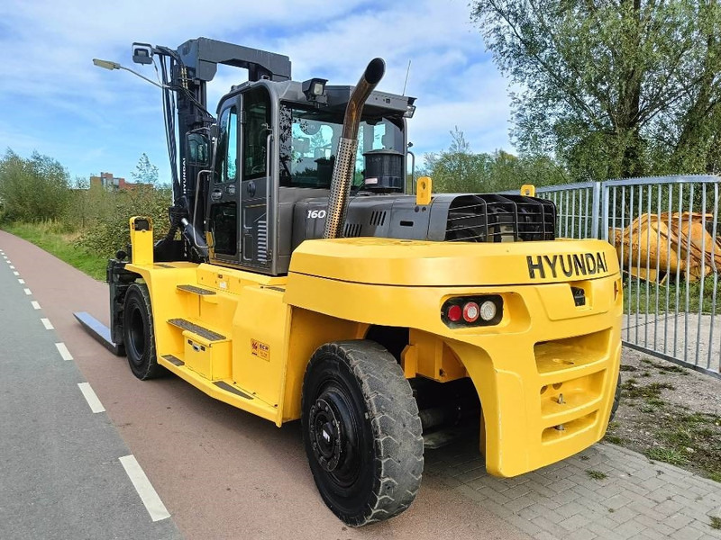 Hyundai 160 D-9 heftruck forklift stapler 16 ton CE - Dieseltruck: bilde 4 Hyundai 160 D-9 heftruck forklift stapler 16 ton CE - Dieseltruck: bilde 4