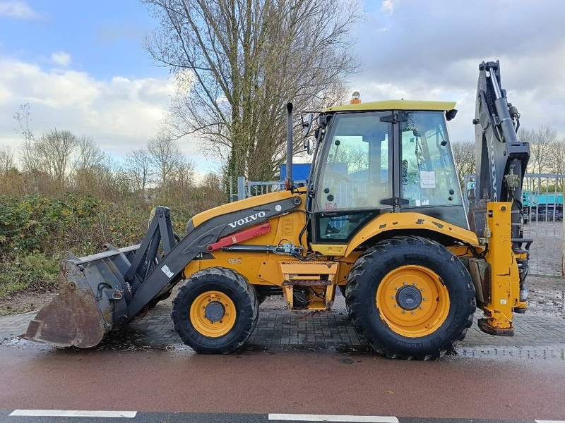 Volvo BL 61 + graaflaad combinatie backhoe loader lader - Traktorgraver: bilde 1 Volvo BL 61 + graaflaad combinatie backhoe loader lader - Traktorgraver: bilde 1