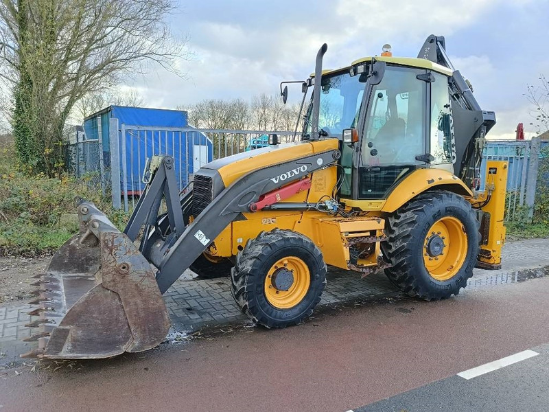 Volvo BL 61 + graaflaad combinatie backhoe loader lader - Traktorgraver: bilde 2 Volvo BL 61 + graaflaad combinatie backhoe loader lader - Traktorgraver: bilde 2