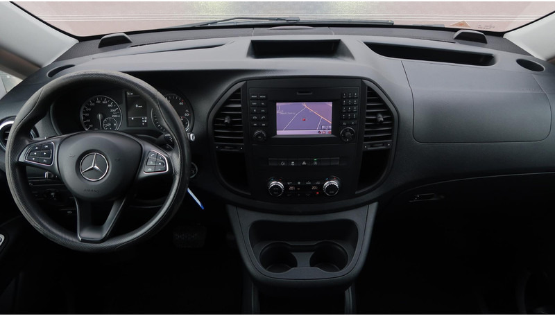 Mercedes-Benz Vito 116 CDI Extra Lang AUT/ DC/ LED/ CAM/ CRUISE/ LEDER/ DASHCAM - Små varebil, Varebil med dobbelt førerhus: bilde 2 Mercedes-Benz Vito 116 CDI Extra Lang AUT/ DC/ LED/ CAM/ CRUISE/ LEDER/ DASHCAM - Små varebil, Varebil med dobbelt førerhus: bilde 2