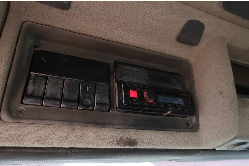 Betongbil Renault Kerax 370 8X4/ MIXER/ BARYVAL 9 M3/ CRUISE CONTROL/: bilde 15