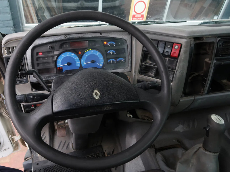 Renault Kerax 370 8X4/ MIXER/ BARYVAL 9 M3/ CRUISE CONTROL/ - Betongbil: bilde 2 Renault Kerax 370 8X4/ MIXER/ BARYVAL 9 M3/ CRUISE CONTROL/ - Betongbil: bilde 2