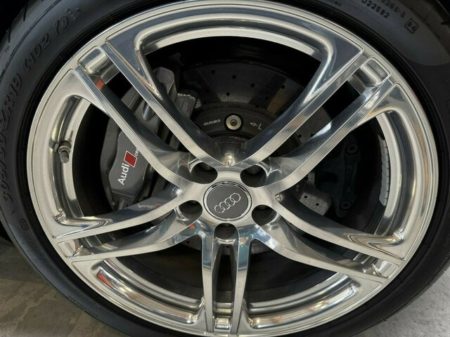 AUDI R8 4.2 FSI V8 quattro Coupé Neuzustand... - Personenbil: bilde 2 AUDI R8 4.2 FSI V8 quattro Coupé Neuzustand... - Personenbil: bilde 2