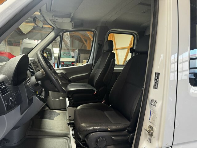 MERCEDES-BENZ Sprinter 316 CDI Doka 4x4 Allrad Plane - Varebil med kapell, Varebil med dobbelt førerhus: bilde 4 MERCEDES-BENZ Sprinter 316 CDI Doka 4x4 Allrad Plane - Varebil med kapell, Varebil med dobbelt førerhus: bilde 4