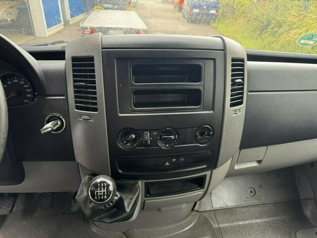 VW Crafter 35 Doka L3 Maxi 2.0 TDI Motorschaden... - Varebil med plan, Varebil med dobbelt førerhus: bilde 4 VW Crafter 35 Doka L3 Maxi 2.0 TDI Motorschaden... - Varebil med plan, Varebil med dobbelt førerhus: bilde 4