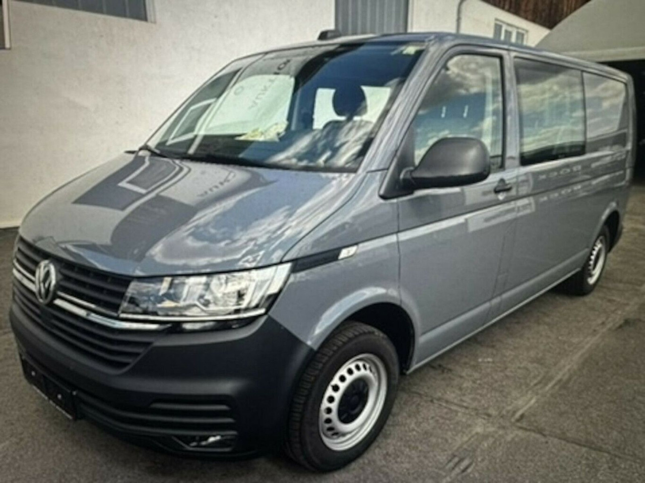 Volkswagen T6.1 Kasten LKW lang 6-Sitzer 2.0 TDI 4Motion - Små varebil, Varebil med dobbelt førerhus: bilde 1 Volkswagen T6.1 Kasten LKW lang 6-Sitzer 2.0 TDI 4Motion - Små varebil, Varebil med dobbelt førerhus: bilde 1