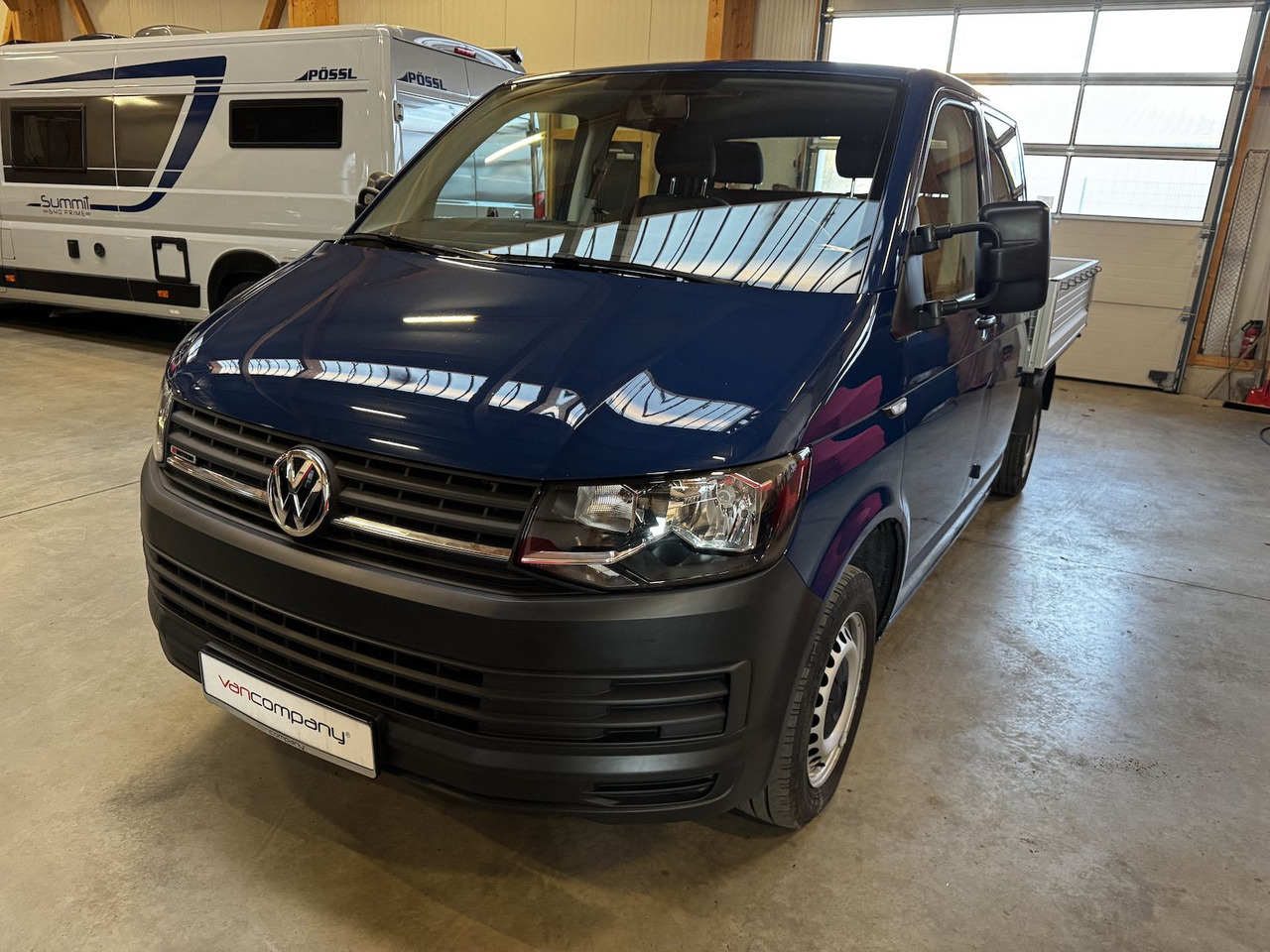 Volkswagen T6 Doka Pritsche 2.0 TDI 4Motion 4x4 indienblau - Varebil med plan: bilde 2 Volkswagen T6 Doka Pritsche 2.0 TDI 4Motion 4x4 indienblau - Varebil med plan: bilde 2