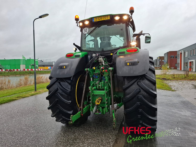 John Deere 6215 R - Traktor: bilde 5 John Deere 6215 R - Traktor: bilde 5