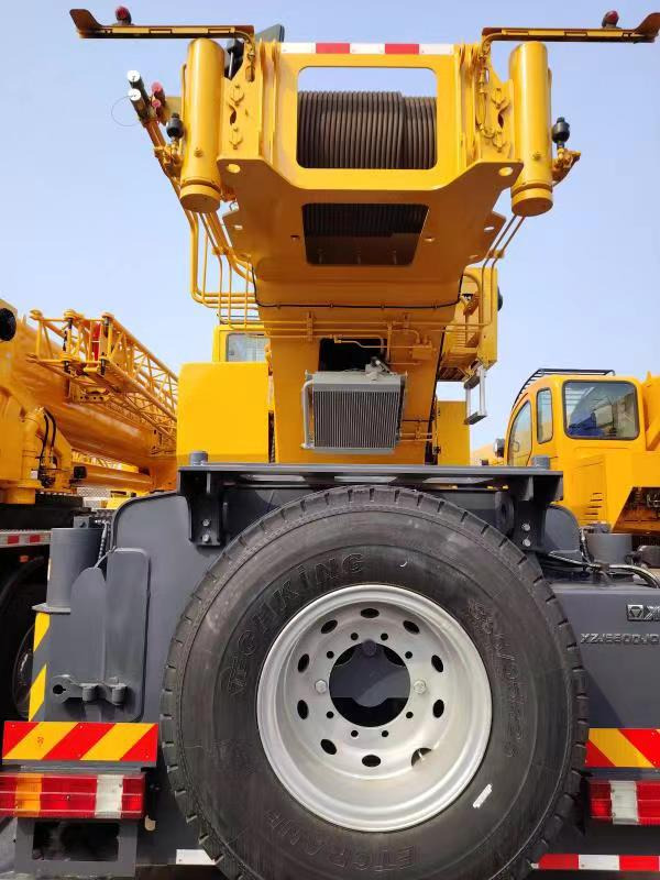 XCMG Factory 180 Ton Used QY180K5C Telescopic Boom Truck Mounted Crane Price List - Mobilkran: bilde 4 XCMG Factory 180 Ton Used QY180K5C Telescopic Boom Truck Mounted Crane Price List - Mobilkran: bilde 4