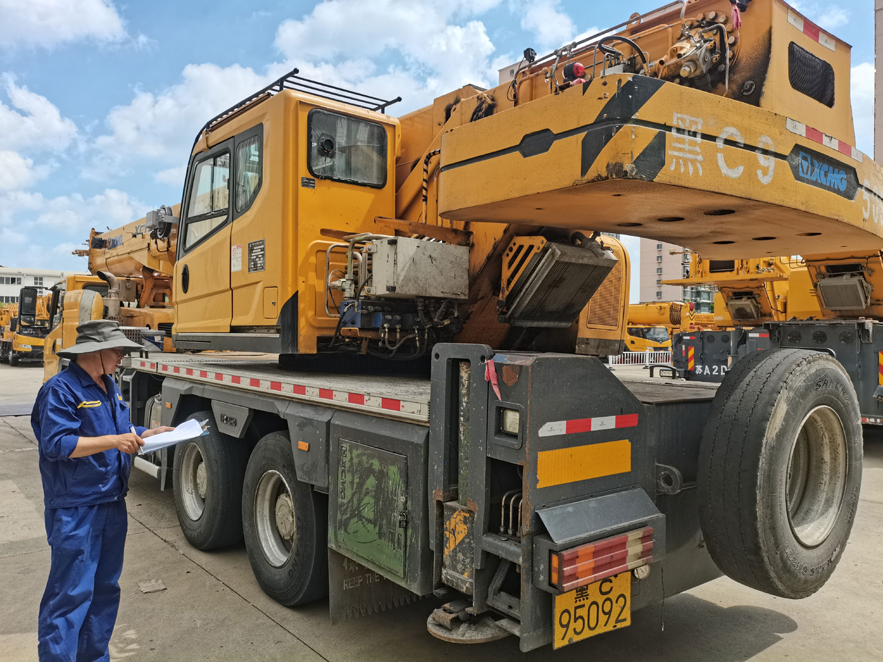 XCMG Manufacturer Second Hand Truck Crane 25 Tons XCT25L5 Mini Mobile Crane With Best Sale - Mobilkran: bilde 3 XCMG Manufacturer Second Hand Truck Crane 25 Tons XCT25L5 Mini Mobile Crane With Best Sale - Mobilkran: bilde 3
