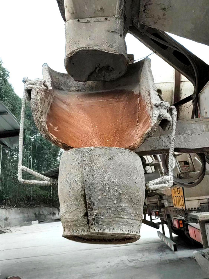 XCMG Manufacturer Used Cement Mixer Truck G4804B 12m³ Truck-mounted Concrete Mixer Truck - Betongbil: bilde 5 XCMG Manufacturer Used Cement Mixer Truck G4804B 12m³ Truck-mounted Concrete Mixer Truck - Betongbil: bilde 5