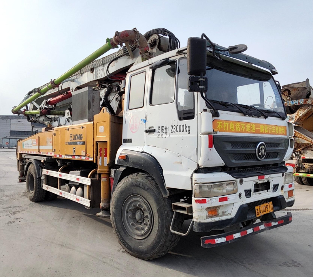XCMG Official Concrete Machine HB37V Mini Concrete Pump 37m Used Diesel Concrete Mixer Pump Truck Price - Betongpumpe: bilde 2 XCMG Official Concrete Machine HB37V Mini Concrete Pump 37m Used Diesel Concrete Mixer Pump Truck Price - Betongpumpe: bilde 2