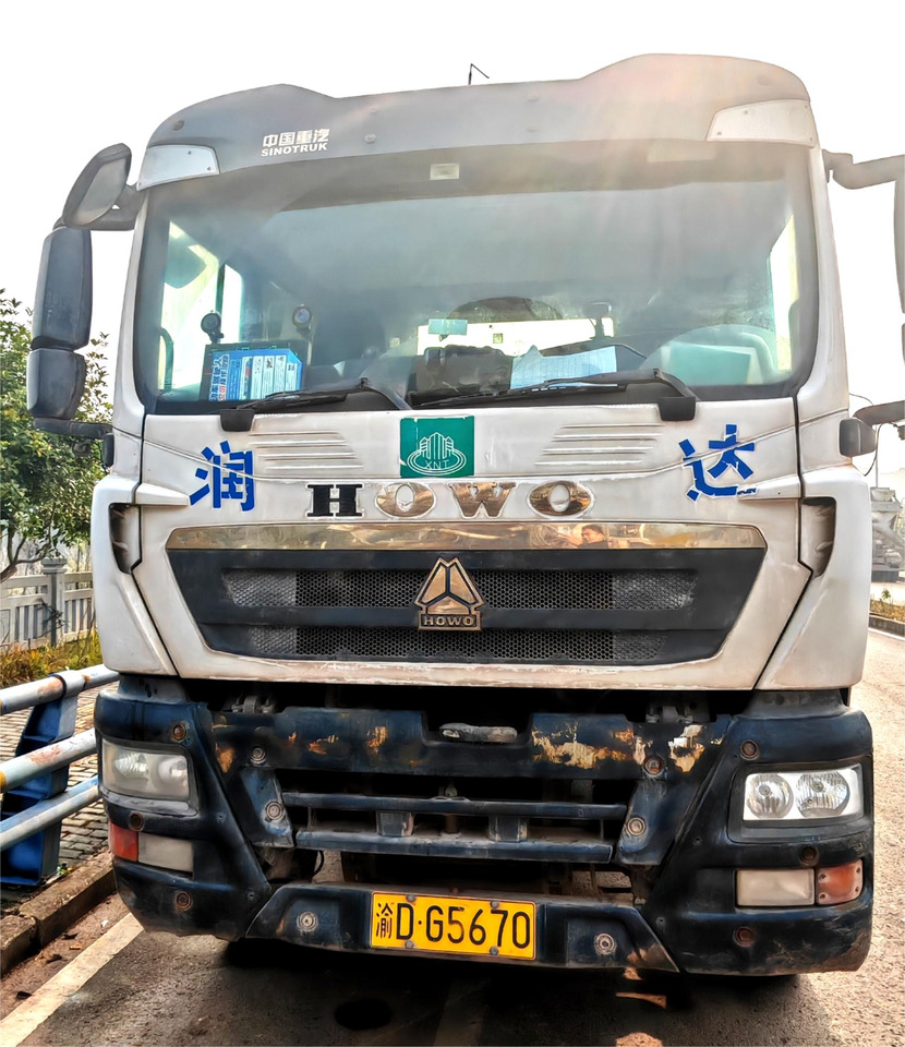 XCMG Official Second Hand G4804B Truck Mounted Concrete Mixer Truck 12m³ Cement Mixer Sale - Betongbil: bilde 2 XCMG Official Second Hand G4804B Truck Mounted Concrete Mixer Truck 12m³ Cement Mixer Sale - Betongbil: bilde 2
