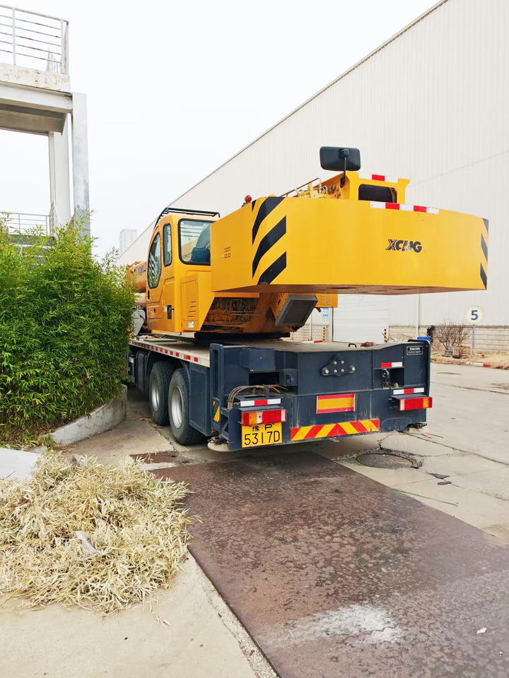 XCMG Official Second Hand Mobile Crane 25 Ton QY25K5D-5 Used Truck Cranes Price - Mobilkran: bilde 4 XCMG Official Second Hand Mobile Crane 25 Ton QY25K5D-5 Used Truck Cranes Price - Mobilkran: bilde 4