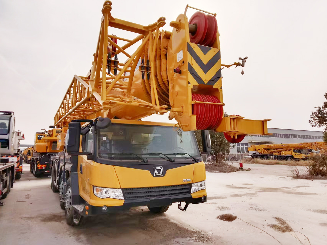 XCMG Official Used Truck Crane XCT75L7 75 Ton Mobile Crane Machine For Sale - Mobilkran: bilde 2 XCMG Official Used Truck Crane XCT75L7 75 Ton Mobile Crane Machine For Sale - Mobilkran: bilde 2