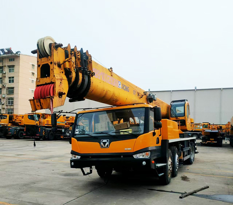 XCMG QY70K-I 70ton lifting machine hoist truck crane price - Mobilkran: bilde 5 XCMG QY70K-I 70ton lifting machine hoist truck crane price - Mobilkran: bilde 5