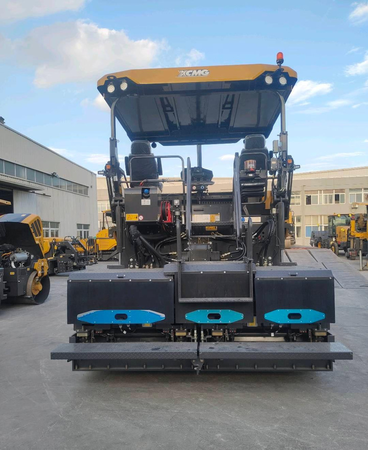 XCMG RP905IV used crawler portable concrete asphalt paver price - Asfaltutlegger: bilde 2 XCMG RP905IV used crawler portable concrete asphalt paver price - Asfaltutlegger: bilde 2