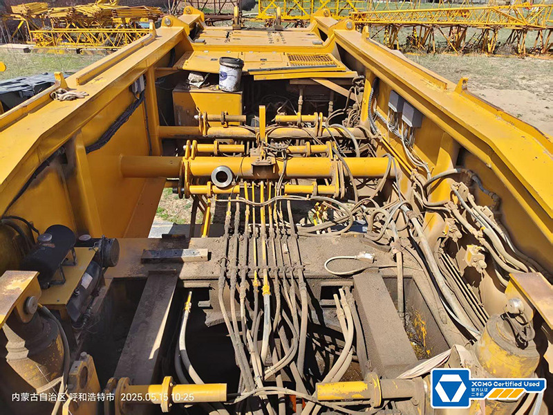 XCMG XGC650 used mobile hydraulic hoist lift machine 650ton crawler crane - Beltegående kran: bilde 3 XCMG XGC650 used mobile hydraulic hoist lift machine 650ton crawler crane - Beltegående kran: bilde 3