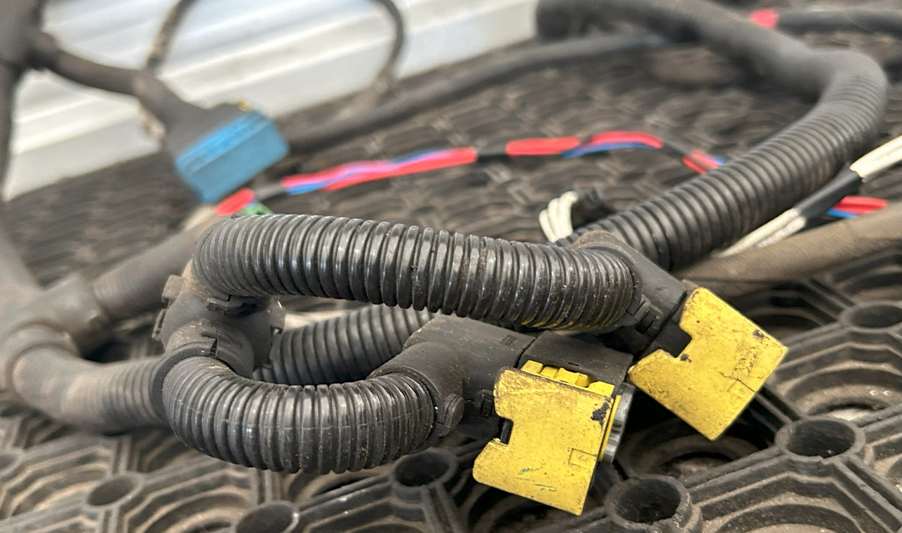 DAF CF EURO 6 CATALYTIC CONVERTER WIRING HARNESS - Eksosanlegg: bilde 5 DAF CF EURO 6 CATALYTIC CONVERTER WIRING HARNESS - Eksosanlegg: bilde 5