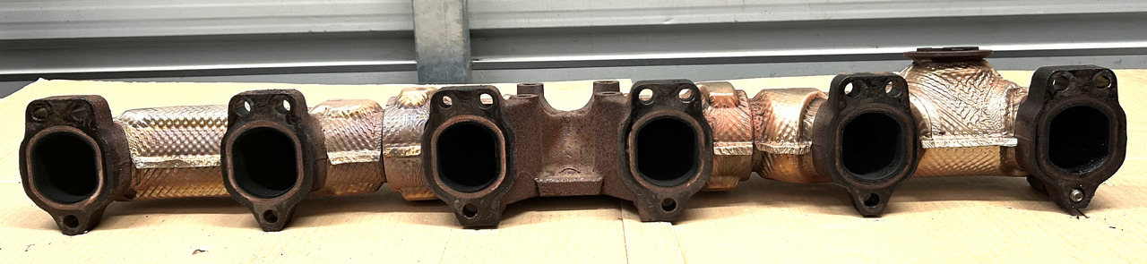 DAF EXHAUST MANIFOLD DAF XF 106 480HP 530HP MX13 - Eksosmanifold: bilde 2 DAF EXHAUST MANIFOLD DAF XF 106 480HP 530HP MX13 - Eksosmanifold: bilde 2