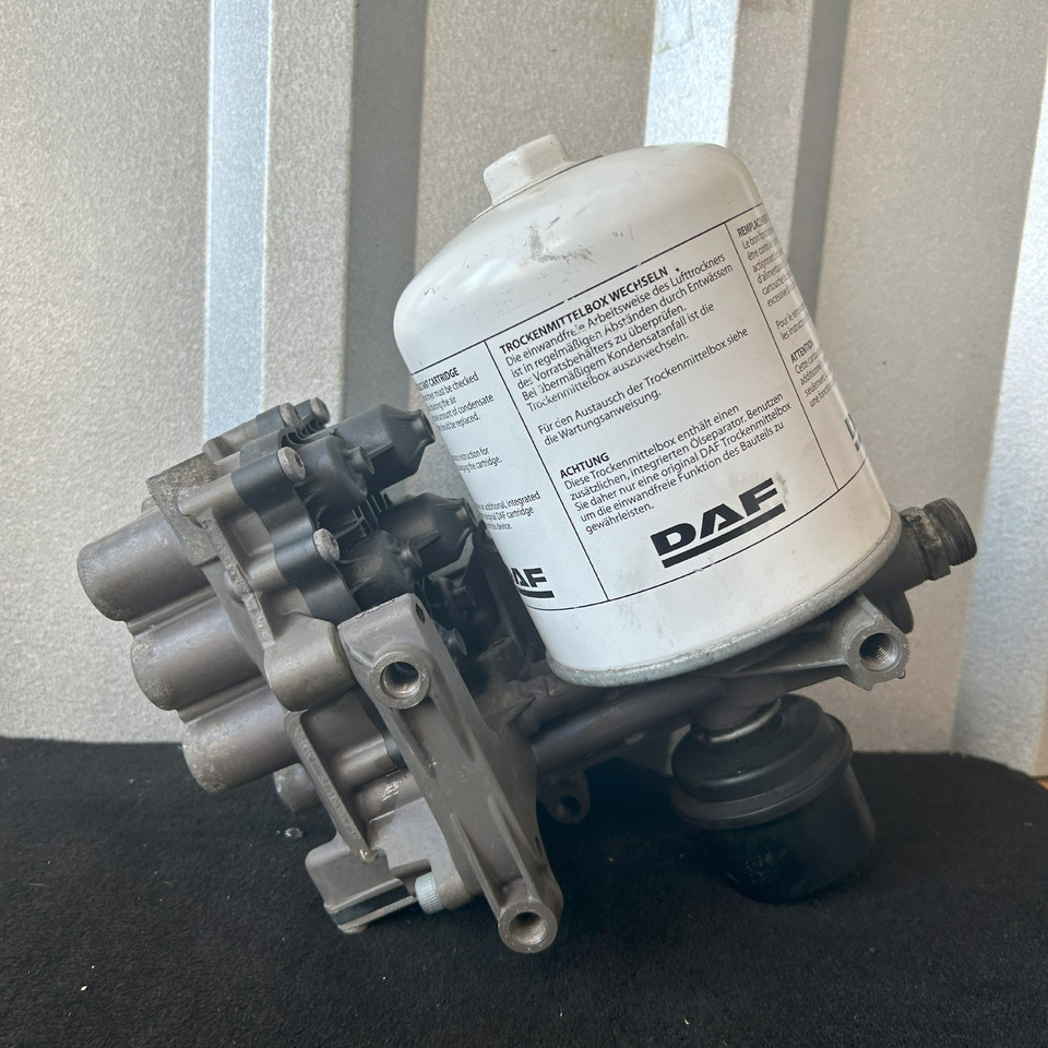 DAF XF 106 480 APU KIT ZEL2100 2027747 ( ELA1000 + AE6000) - Bremseventil: bilde 1 DAF XF 106 480 APU KIT ZEL2100 2027747 ( ELA1000 + AE6000) - Bremseventil: bilde 1