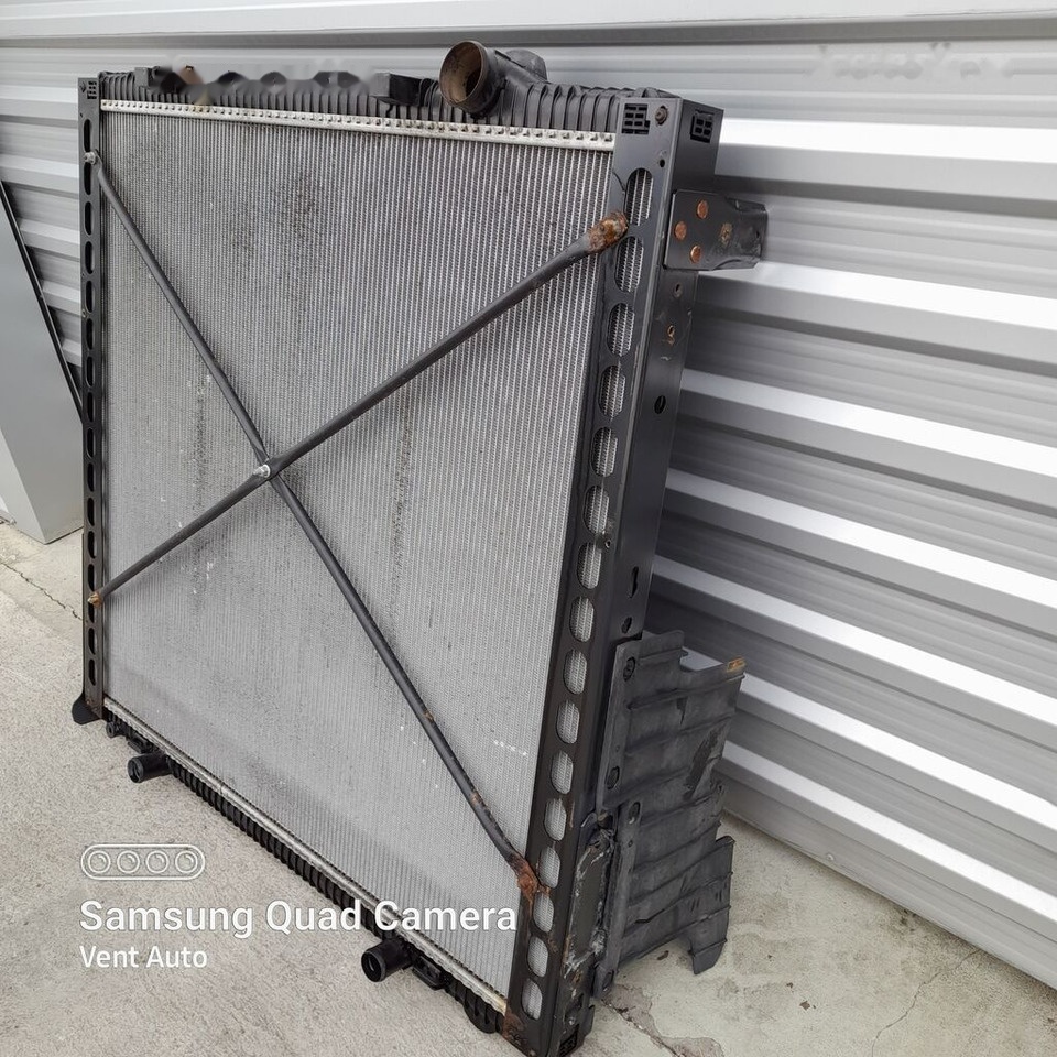 DAF xf 106 125896 truck - Radiator for Lastebil: bilde 1 DAF xf 106 125896 truck - Radiator for Lastebil: bilde 1