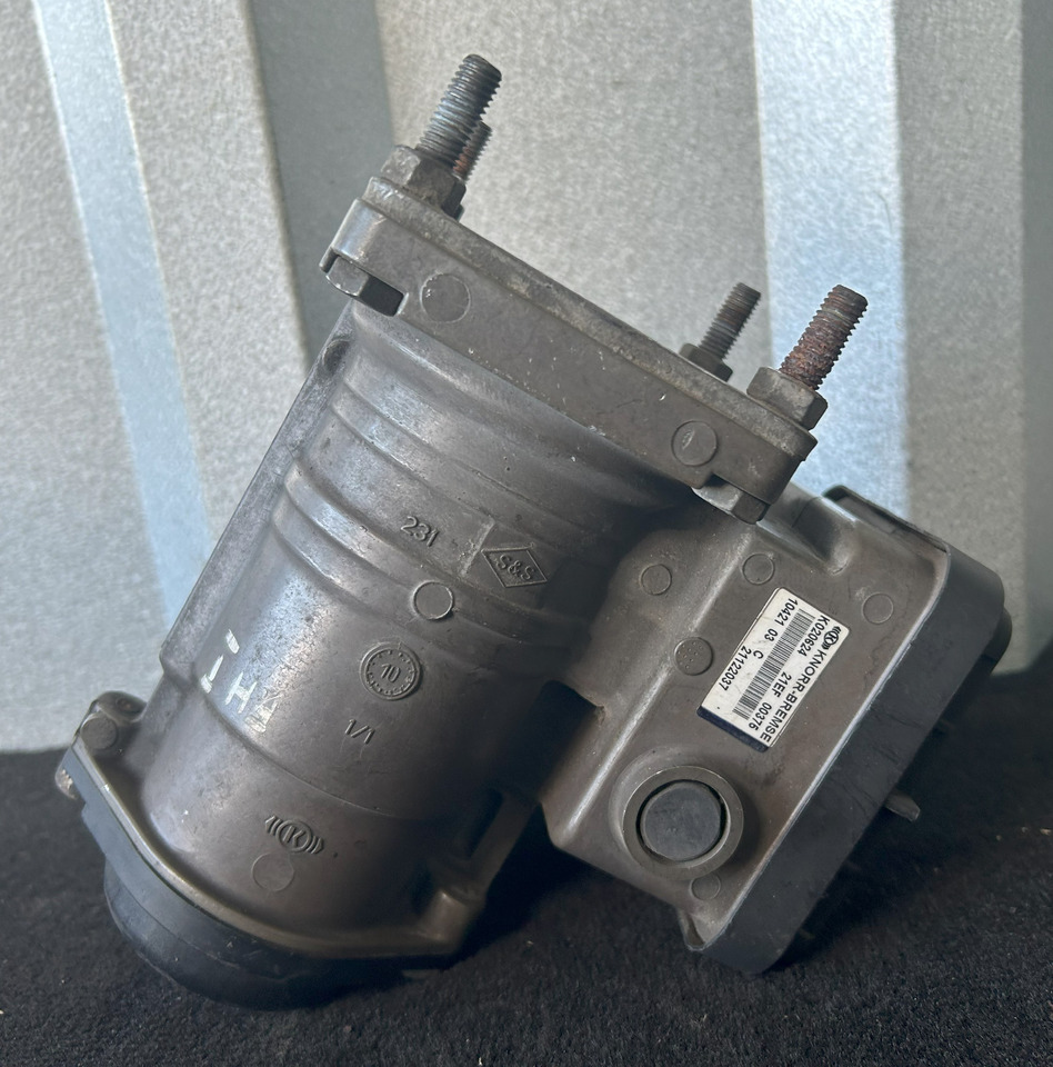KNORR-BREMSE TRAILER EBS CONTROL VALVE / EUROPE / VOLVO - Bremseventil: bilde 2 KNORR-BREMSE TRAILER EBS CONTROL VALVE / EUROPE / VOLVO - Bremseventil: bilde 2