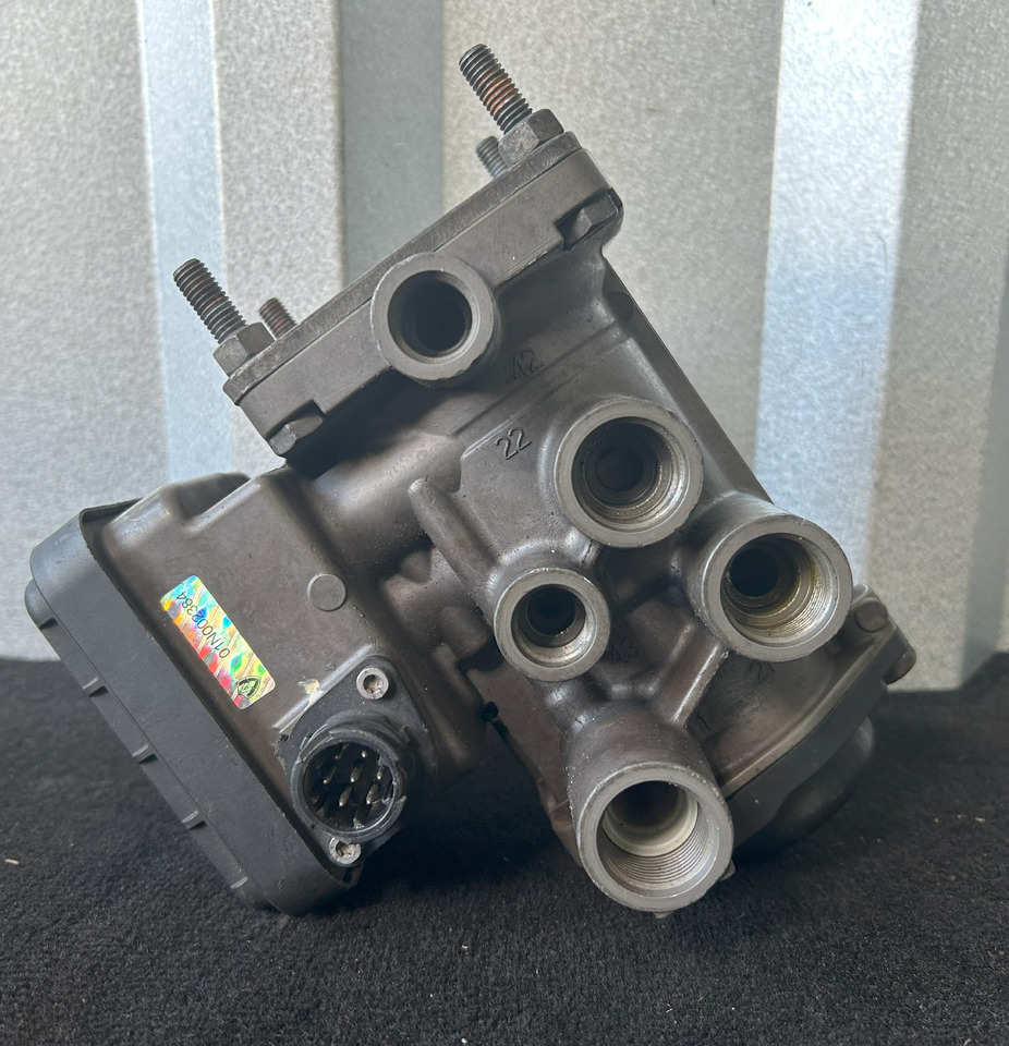 KNORR-BREMSE TRAILER EBS CONTROL VALVE / EUROPE / VOLVO - Bremseventil: bilde 1 KNORR-BREMSE TRAILER EBS CONTROL VALVE / EUROPE / VOLVO - Bremseventil: bilde 1