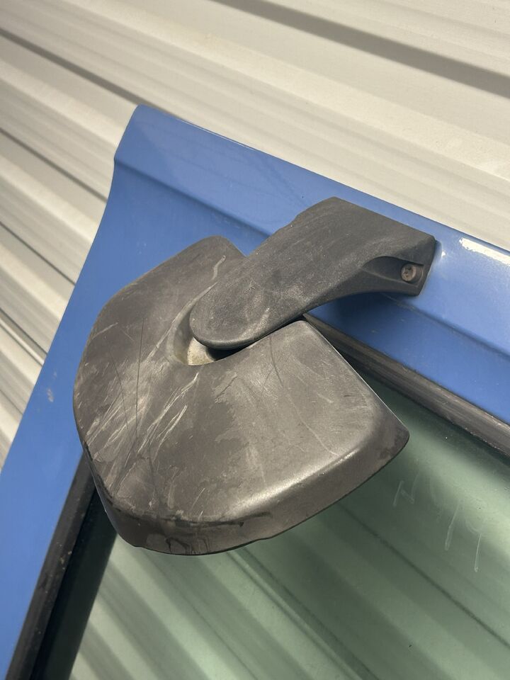 MERCEDES ACTROS MP4 DOOR RIGHT EITH RAMP MIRROR - Dør og deler: bilde 5 MERCEDES ACTROS MP4 DOOR RIGHT EITH RAMP MIRROR - Dør og deler: bilde 5
