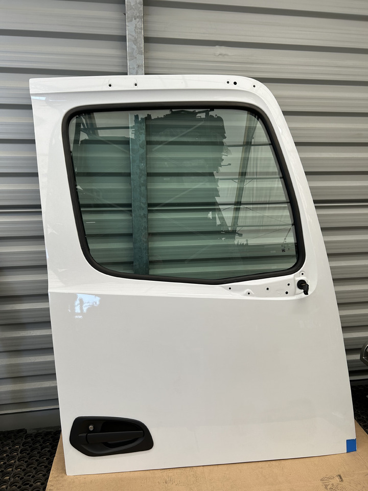 MERCEDES DOOR RIGHT narrow cab M-CLASSIC SPACE ACTROS AROCS MP4 MP5 BRAND NEW - Dør og deler: bilde 1 MERCEDES DOOR RIGHT narrow cab M-CLASSIC SPACE ACTROS AROCS MP4 MP5 BRAND NEW - Dør og deler: bilde 1