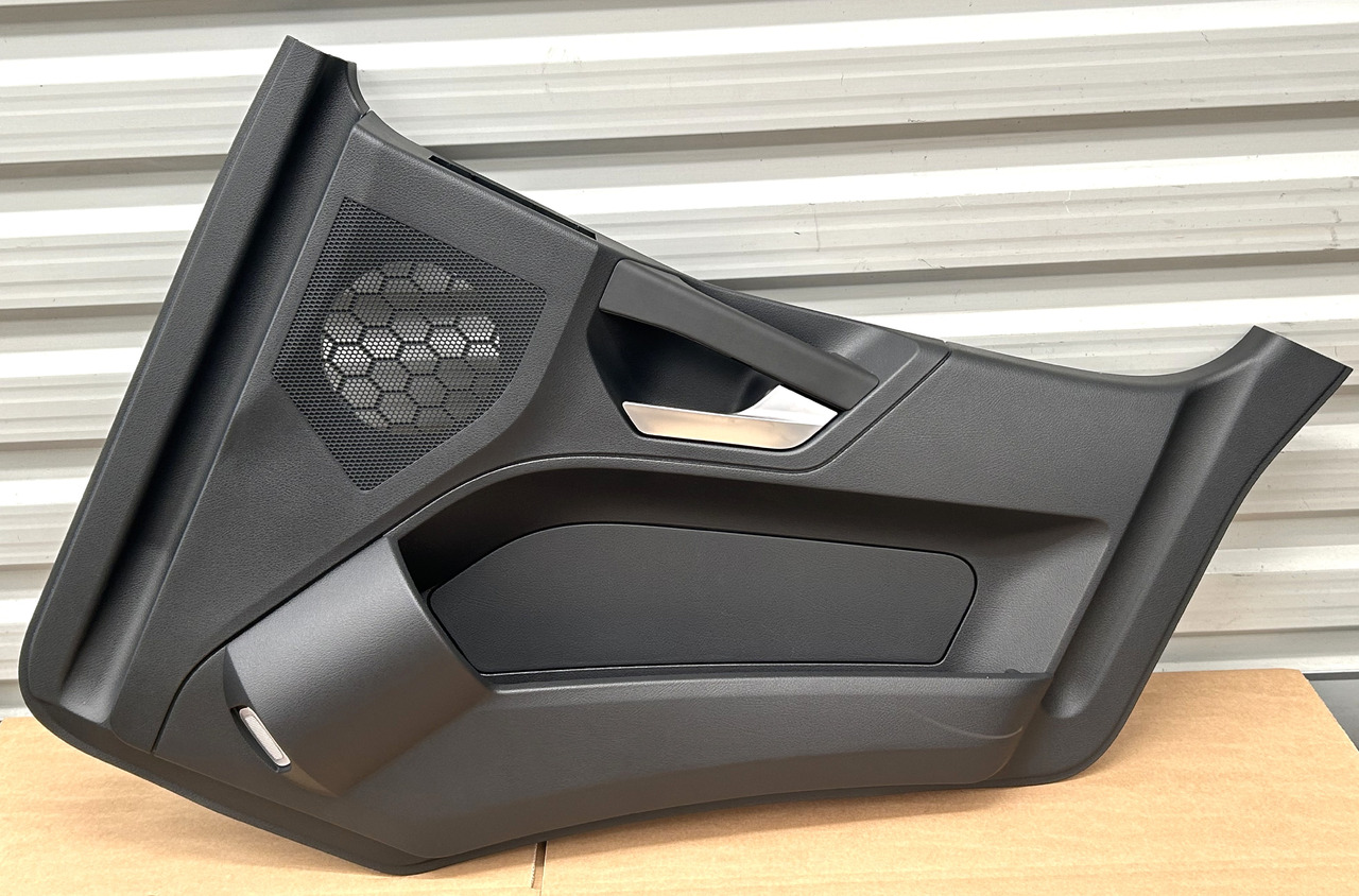 MERCEDES DOOR UPHOLSTERY SIDE RIGHT AROCS ACTROS MP4 MP5 - Dør og deler: bilde 1 MERCEDES DOOR UPHOLSTERY SIDE RIGHT AROCS ACTROS MP4 MP5 - Dør og deler: bilde 1