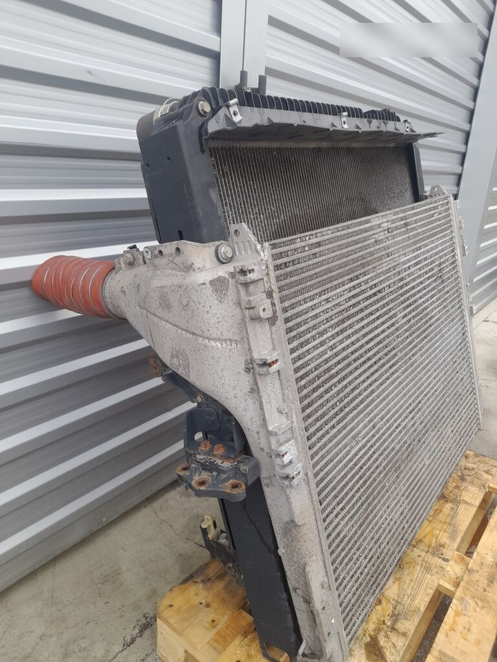 Mercedes-Benz ACTROS MP4 A9605003601 / A9605000002/ A9605053255   Mercedes-Benz truck - Radiator for Lastebil: bilde 1 Mercedes-Benz ACTROS MP4 A9605003601 / A9605000002/ A9605053255   Mercedes-Benz truck - Radiator for Lastebil: bilde 1