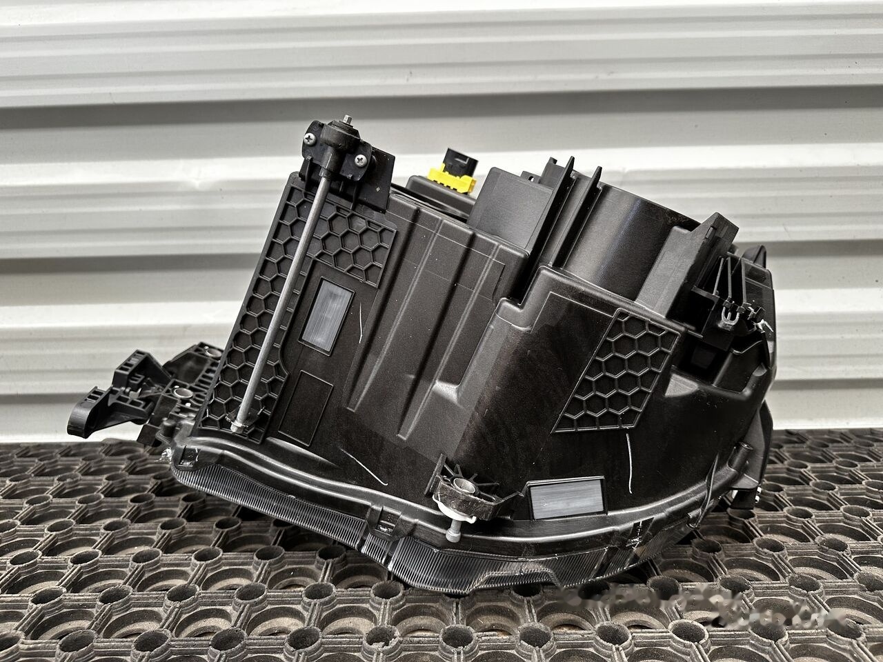 Mercedes-Benz LED ACTROS AROCS MP5 Mercedes-Benz ACTROS MP4 - Frontlys for Lastebil: bilde 4 Mercedes-Benz LED ACTROS AROCS MP5 Mercedes-Benz ACTROS MP4 - Frontlys for Lastebil: bilde 4