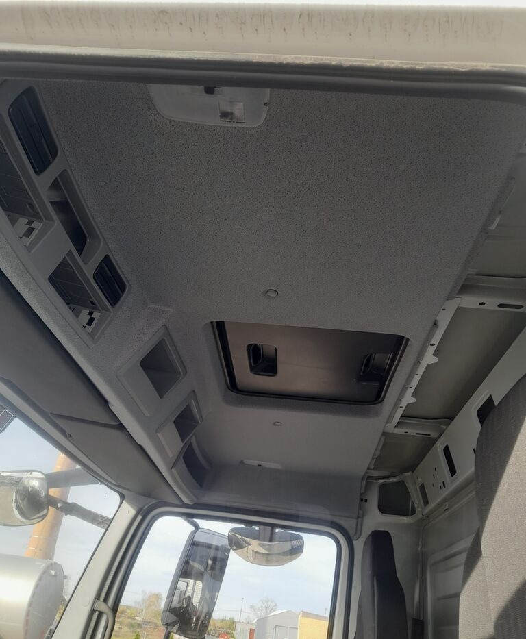 PODSUFITKA TAPICERKA Mercedes-Benz ATEGO A9406907550 - Førerhus og interiør for Lastebil: bilde 1 PODSUFITKA TAPICERKA Mercedes-Benz ATEGO A9406907550 - Førerhus og interiør for Lastebil: bilde 1