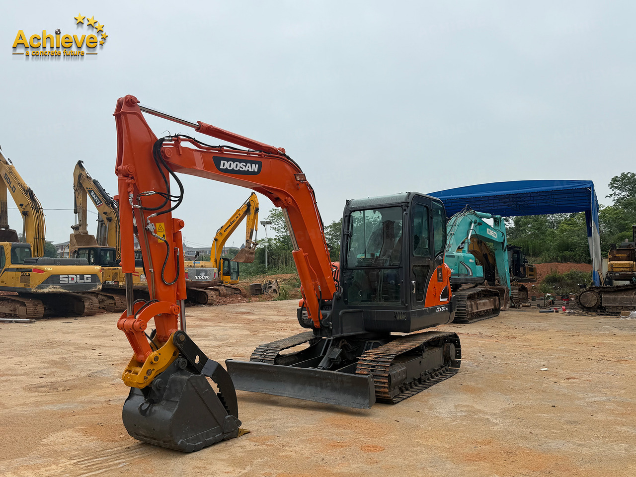 DOOSAN Diwanlun DX60-9 Excavator 38.9(52.1)/2100kW(HP) / rpm D24C 0.23m3 5700kg 4.2+2.8Ton 【ACHIEVE】 TOP CONDITION!!! - Beltegraver: bilde 5 DOOSAN Diwanlun DX60-9 Excavator 38.9(52.1)/2100kW(HP) / rpm D24C 0.23m3 5700kg 4.2+2.8Ton 【ACHIEVE】 TOP CONDITION!!! - Beltegraver: bilde 5