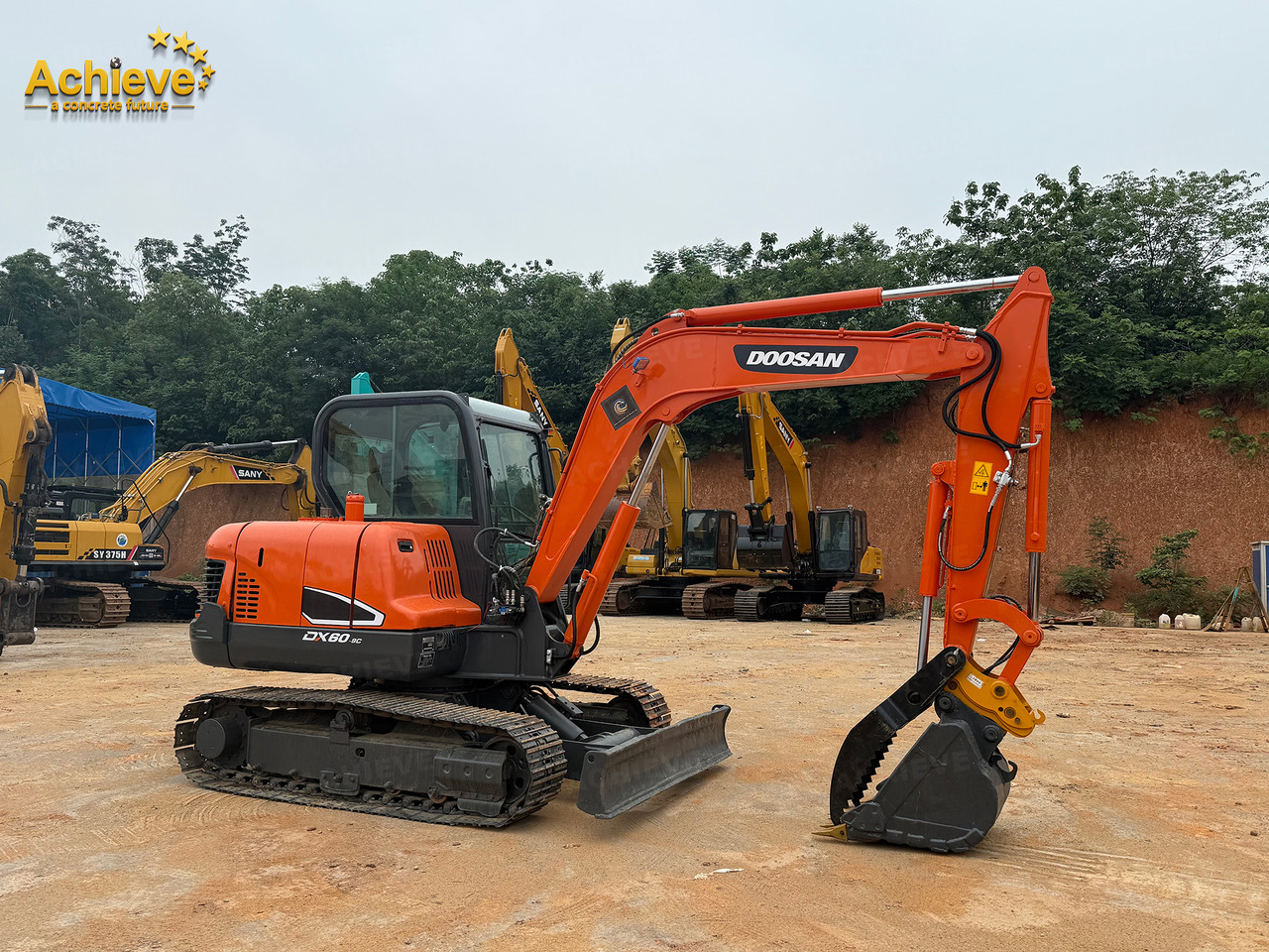DOOSAN Diwanlun DX60-9 Excavator 38.9(52.1)/2100kW(HP) / rpm D24C 0.23m3 5700kg 4.2+2.8Ton 【ACHIEVE】 TOP CONDITION!!! - Beltegraver: bilde 1 DOOSAN Diwanlun DX60-9 Excavator 38.9(52.1)/2100kW(HP) / rpm D24C 0.23m3 5700kg 4.2+2.8Ton 【ACHIEVE】 TOP CONDITION!!! - Beltegraver: bilde 1