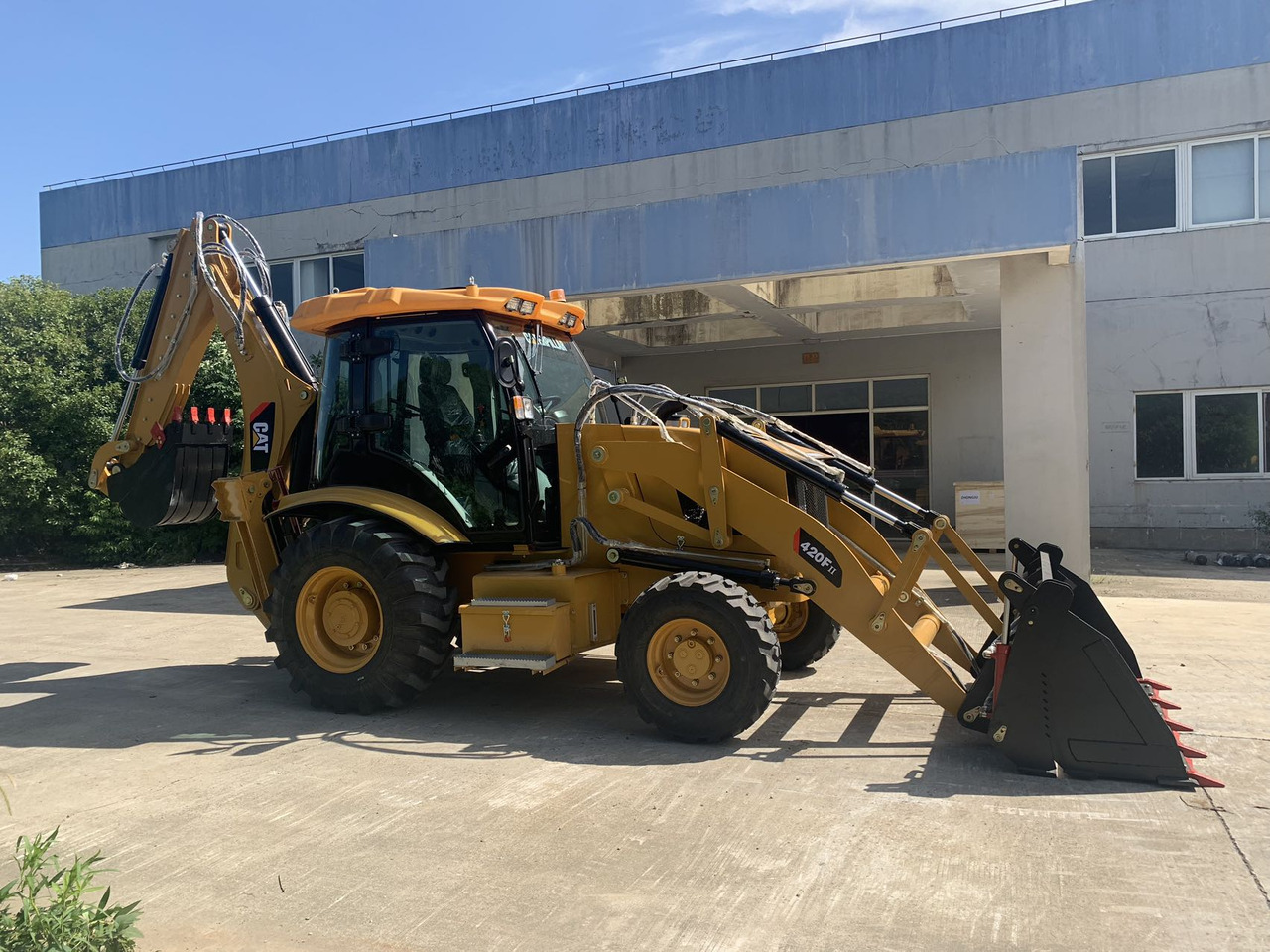 Caterpillar 420, 416 Backhoe Loader Brand New Condition - Traktorgraver: bilde 2 Caterpillar 420, 416 Backhoe Loader Brand New Condition - Traktorgraver: bilde 2