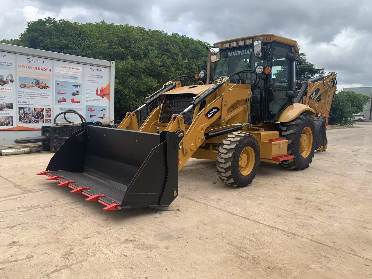 Caterpillar 420F, 420F2 Backhoe Loader with Telescopic Boom - Traktorgraver: bilde 2 Caterpillar 420F, 420F2 Backhoe Loader with Telescopic Boom - Traktorgraver: bilde 2