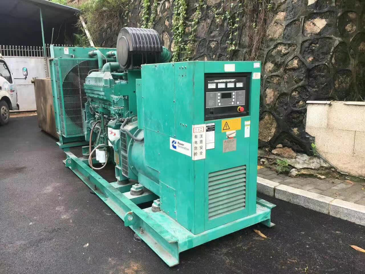 Cummins Diesel Generator Set 450KVA - Elektrisk generator: bilde 2 Cummins Diesel Generator Set 450KVA - Elektrisk generator: bilde 2