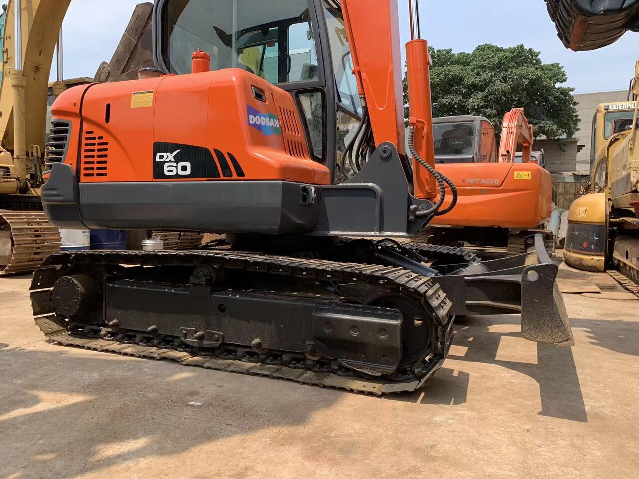 Doosan mini excavator 6 ton small digger Doosan DH60, DX60 - Minigraver: bilde 5 Doosan mini excavator 6 ton small digger Doosan DH60, DX60 - Minigraver: bilde 5