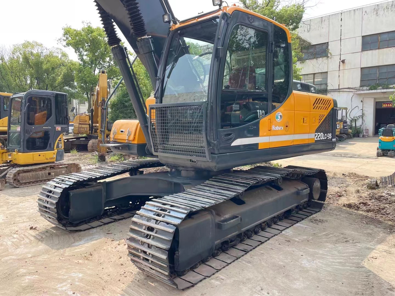 HYUNDAI 220LC-9S Good Condition Hydraulic Excavator for Colombia - Beltegraver: bilde 4 HYUNDAI 220LC-9S Good Condition Hydraulic Excavator for Colombia - Beltegraver: bilde 4