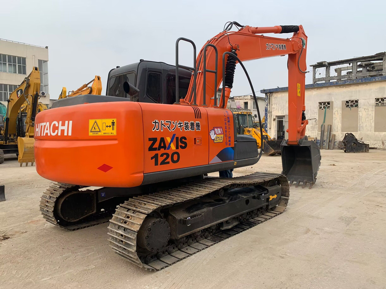 Hitachi Excavator ZX120 Good Price Used Excavator 12 ton Capacity - Beltegraver: bilde 2 Hitachi Excavator ZX120 Good Price Used Excavator 12 ton Capacity - Beltegraver: bilde 2