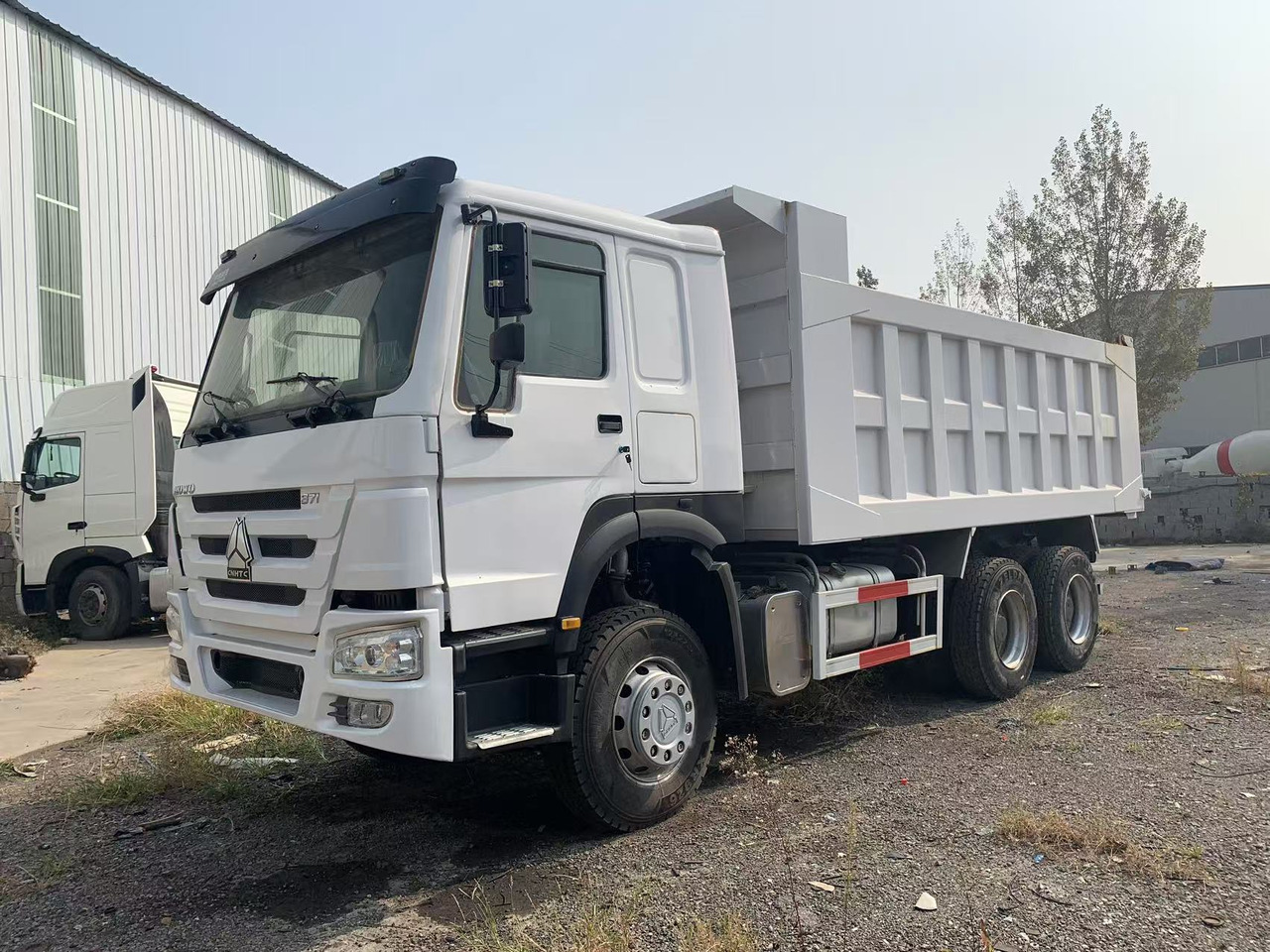 Howo Secondhand Commercial Vehicle 10-wheels HOWO Dumper Truck 6x4 Left Hand Drive Tipper Truck - Tippbil: bilde 3 Howo Secondhand Commercial Vehicle 10-wheels HOWO Dumper Truck 6x4 Left Hand Drive Tipper Truck - Tippbil: bilde 3